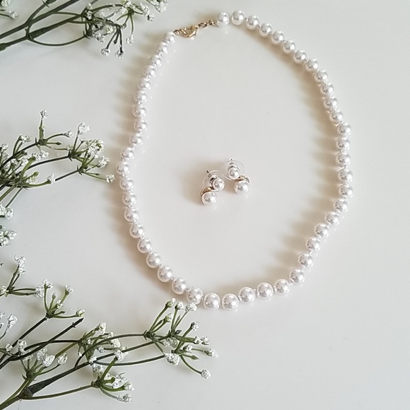 Jewelry - Pearl Necklace Set NWOT